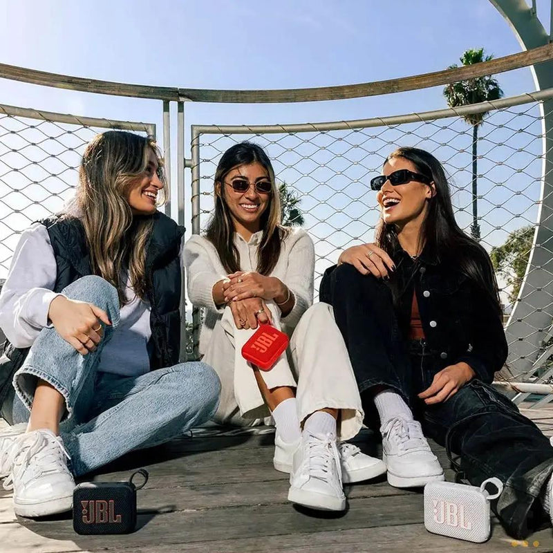 Caixa de Som Portátil Bluetooth JBL GO4 4.2W Preta - 28913760